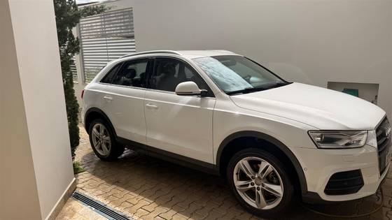 AUDI Q3 1.4 TFSI AMBIENTE FLEX 4P S TRONIC